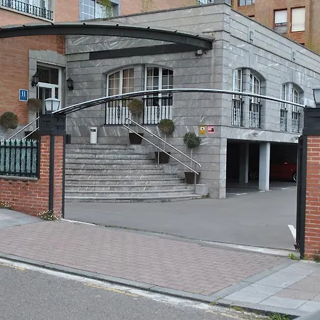 Hotell - Adults Only 3*