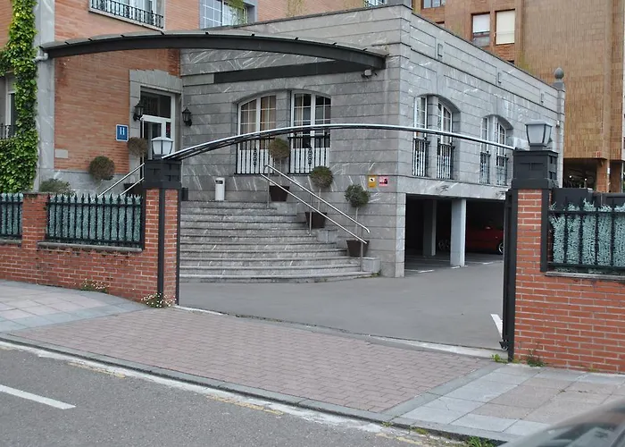 מלון - Adults Only 3*