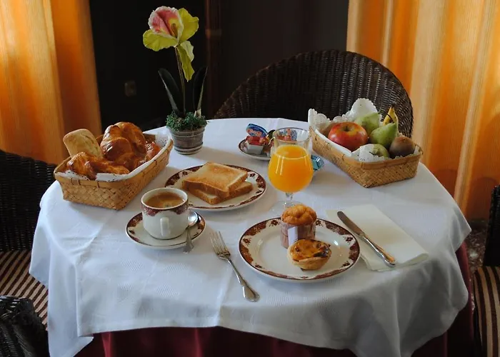 מלון - Adults Only